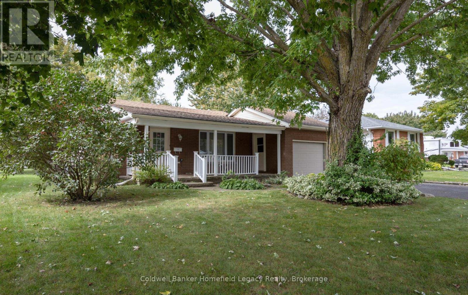 10 Dunsford Crescent, St. Marys, Ontario  N4X 1B1 - Photo 3 - X13856998