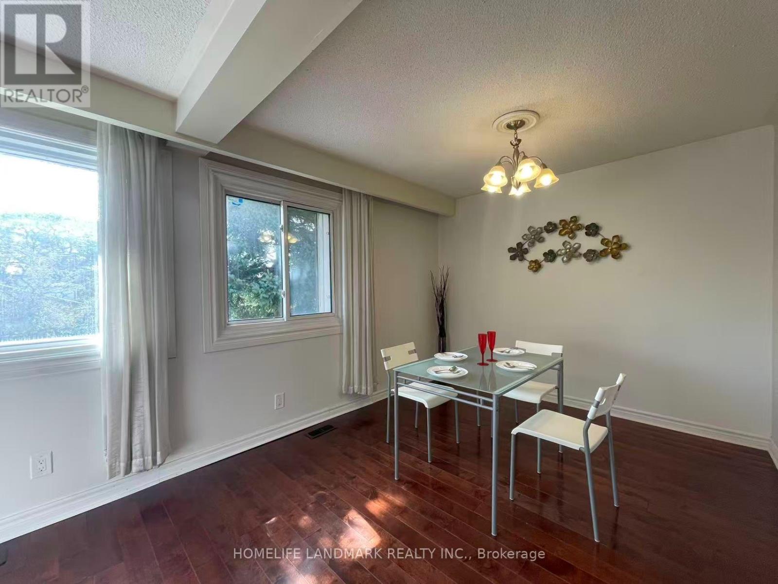 Upper - 12 Clancy Drive, Toronto, Ontario  M2J 2V8 - Photo 4 - C13817820