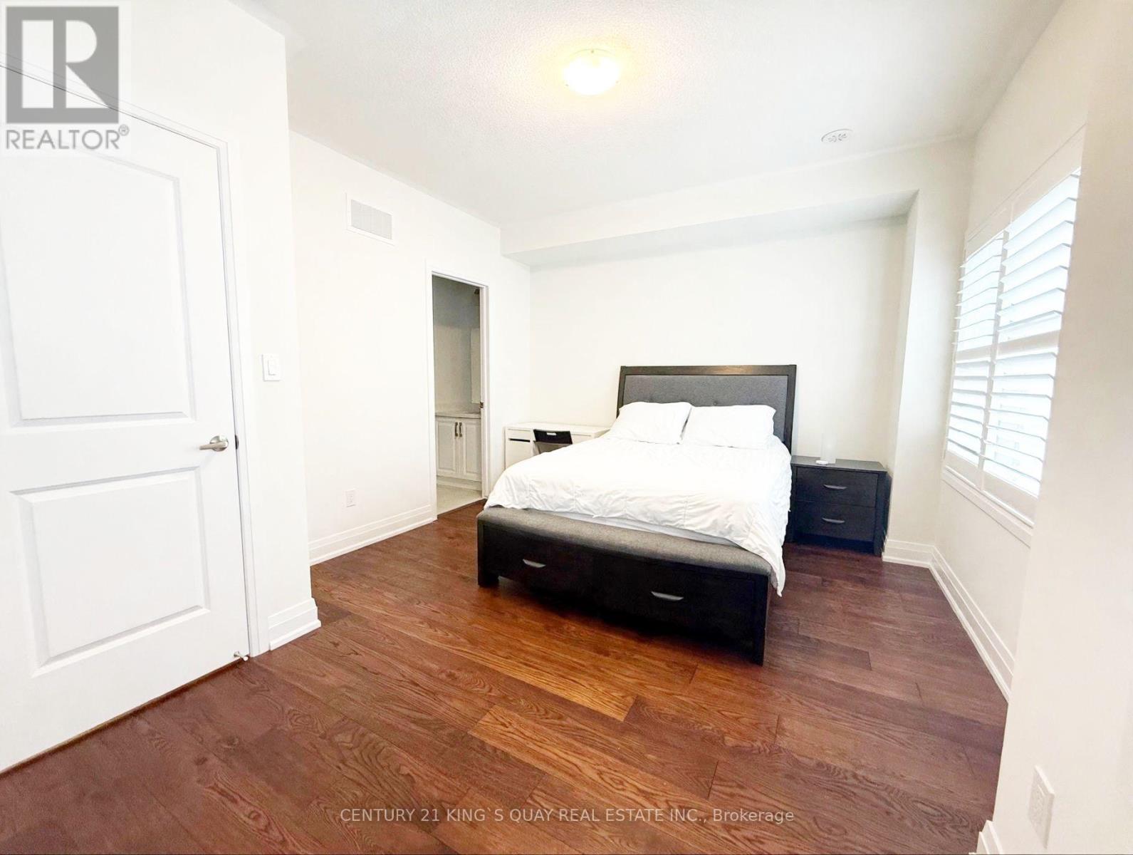 15 Maybank Lane, Whitchurch-Stouffville, Ontario  L4A 4X7 - Photo 6 - N13854260