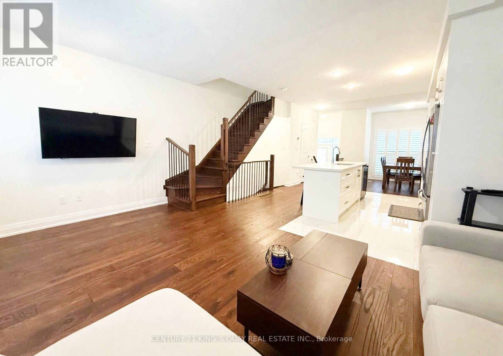 15 MAYBANK LANE, Whitchurch-Stouffville, Ontario