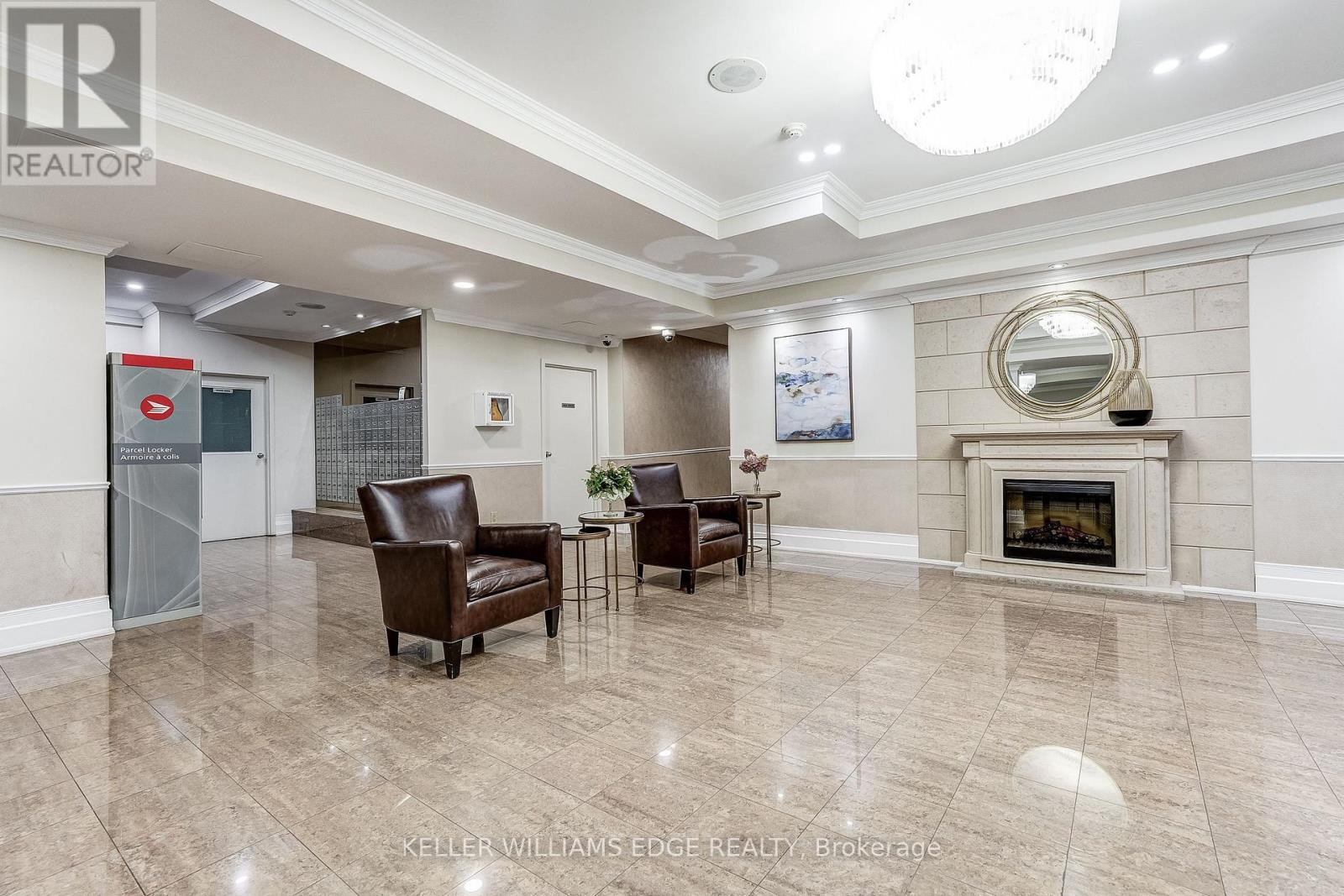 603 - 40 Harding Boulevard W, Richmond Hill (North Richvale), Ontario  L4C 9S5 - Photo 4 - N13856844