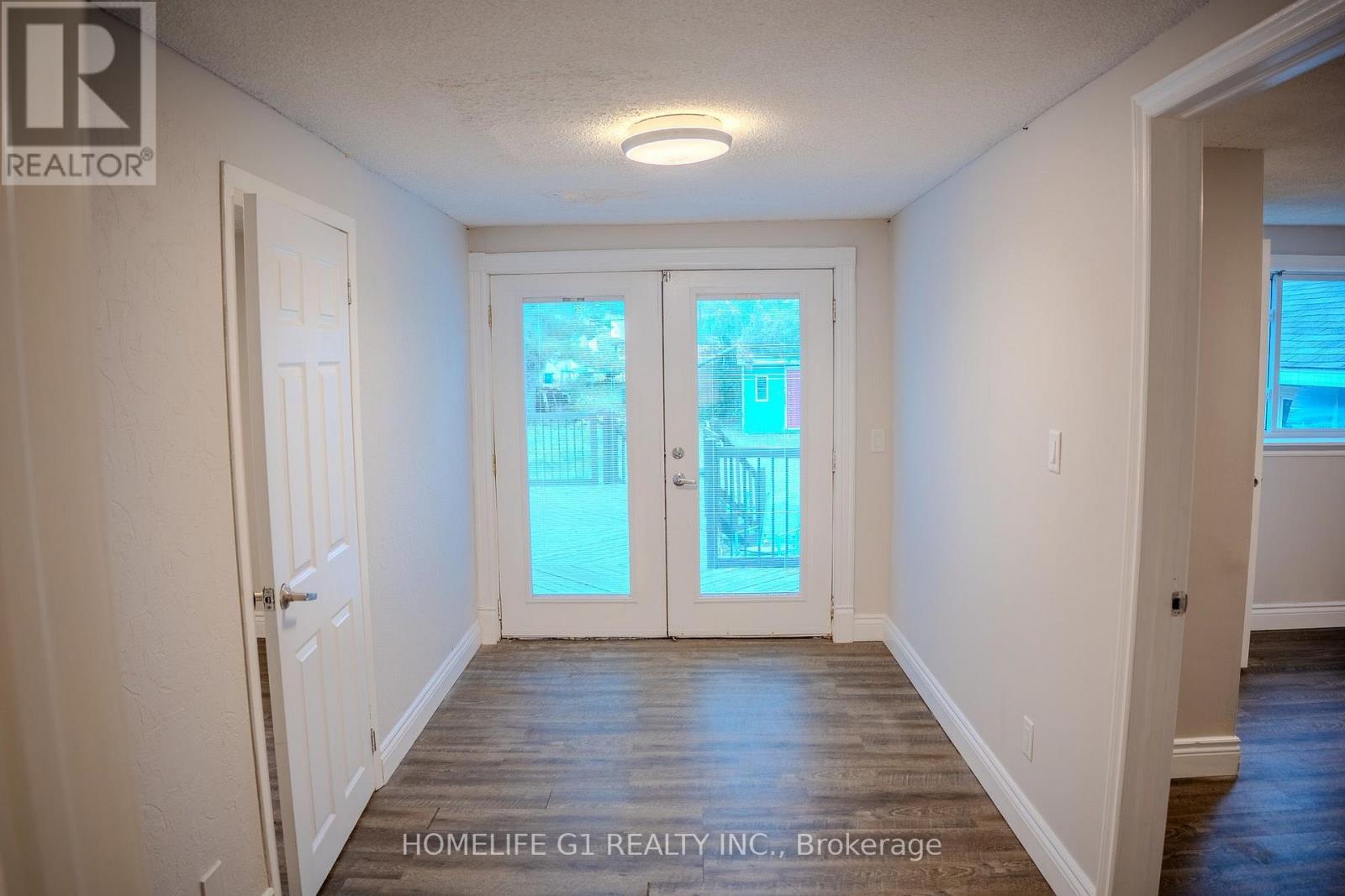 332 Grove Street E, Barrie (Grove East), Ontario  L4M 2R5 - Photo 12 - S13857116