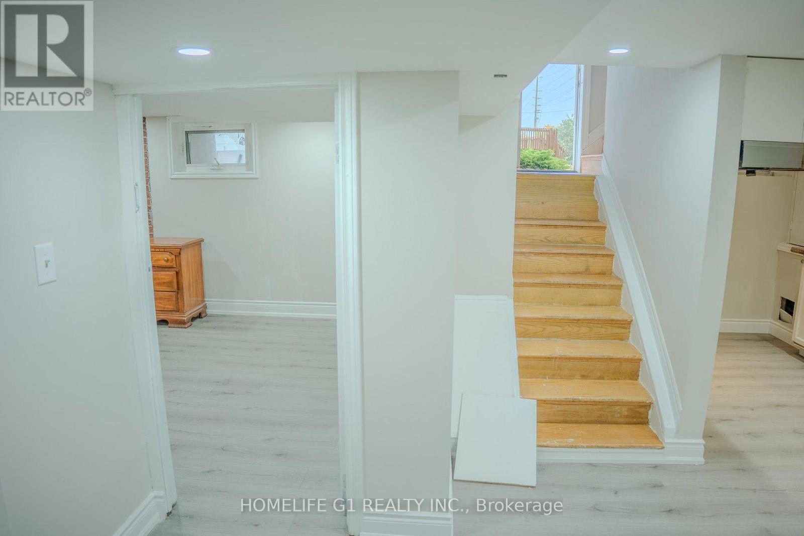 332 Grove Street E, Barrie (Grove East), Ontario  L4M 2R5 - Photo 19 - S13857116