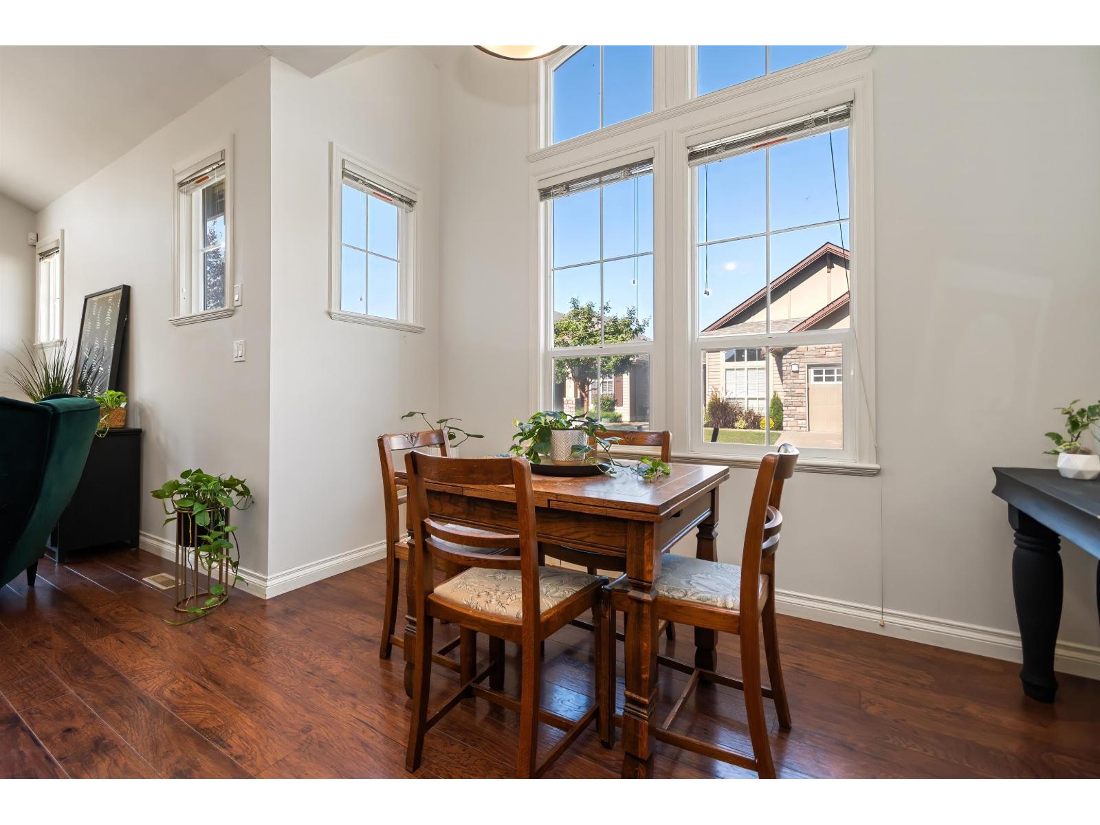 33 6577 SOUTHDOWNE PLACE|Sardis South