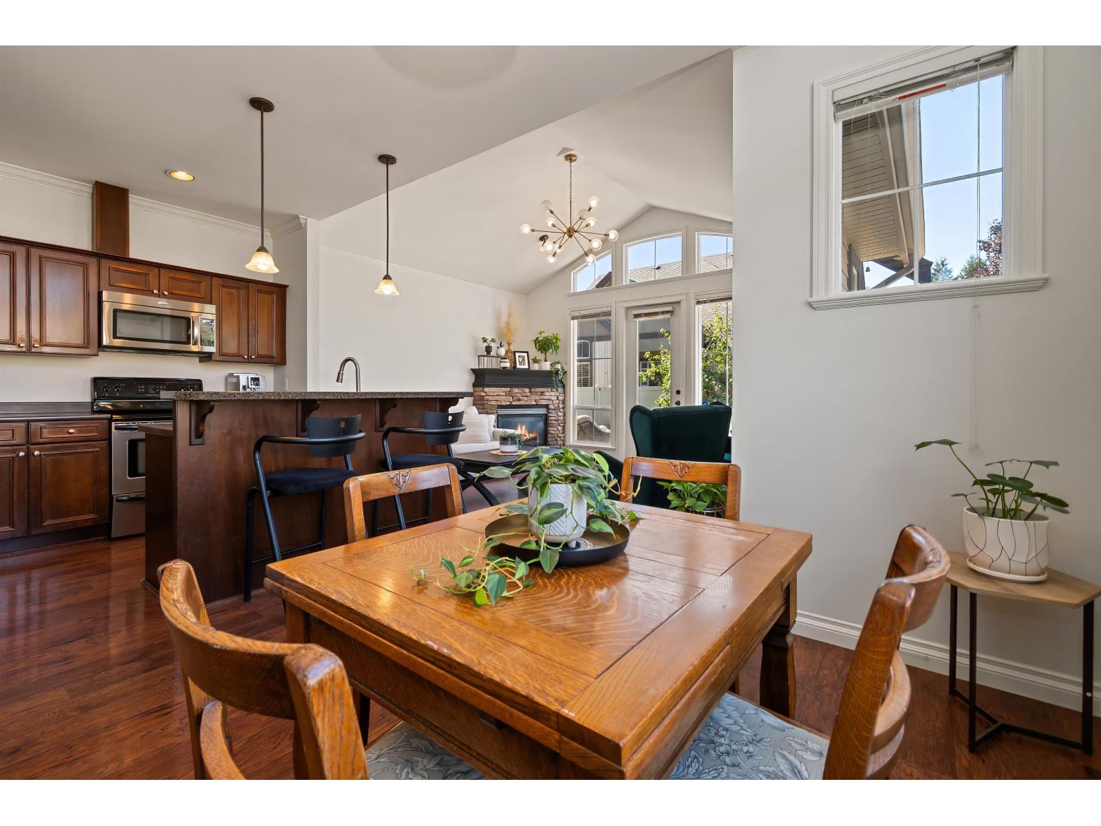 33 6577 SOUTHDOWNE PLACE|Sardis South