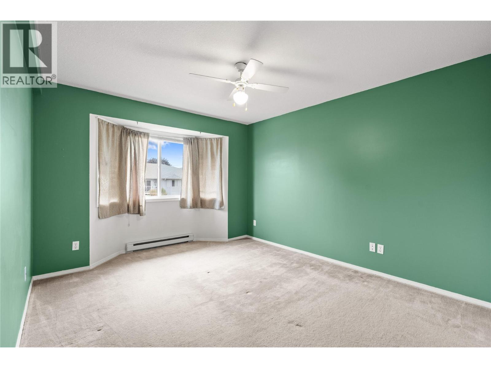 2435 Pleasant Valley Road Unit# 206
