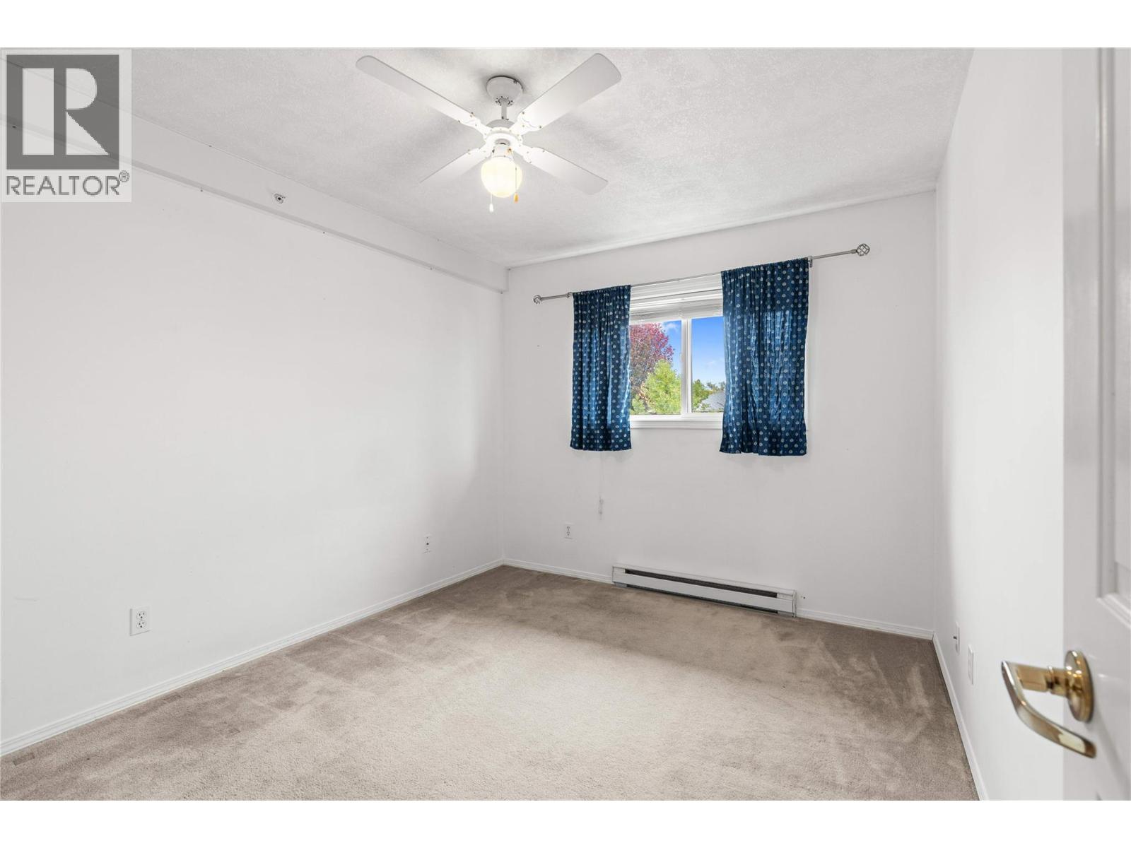 2435 Pleasant Valley Road Unit# 206