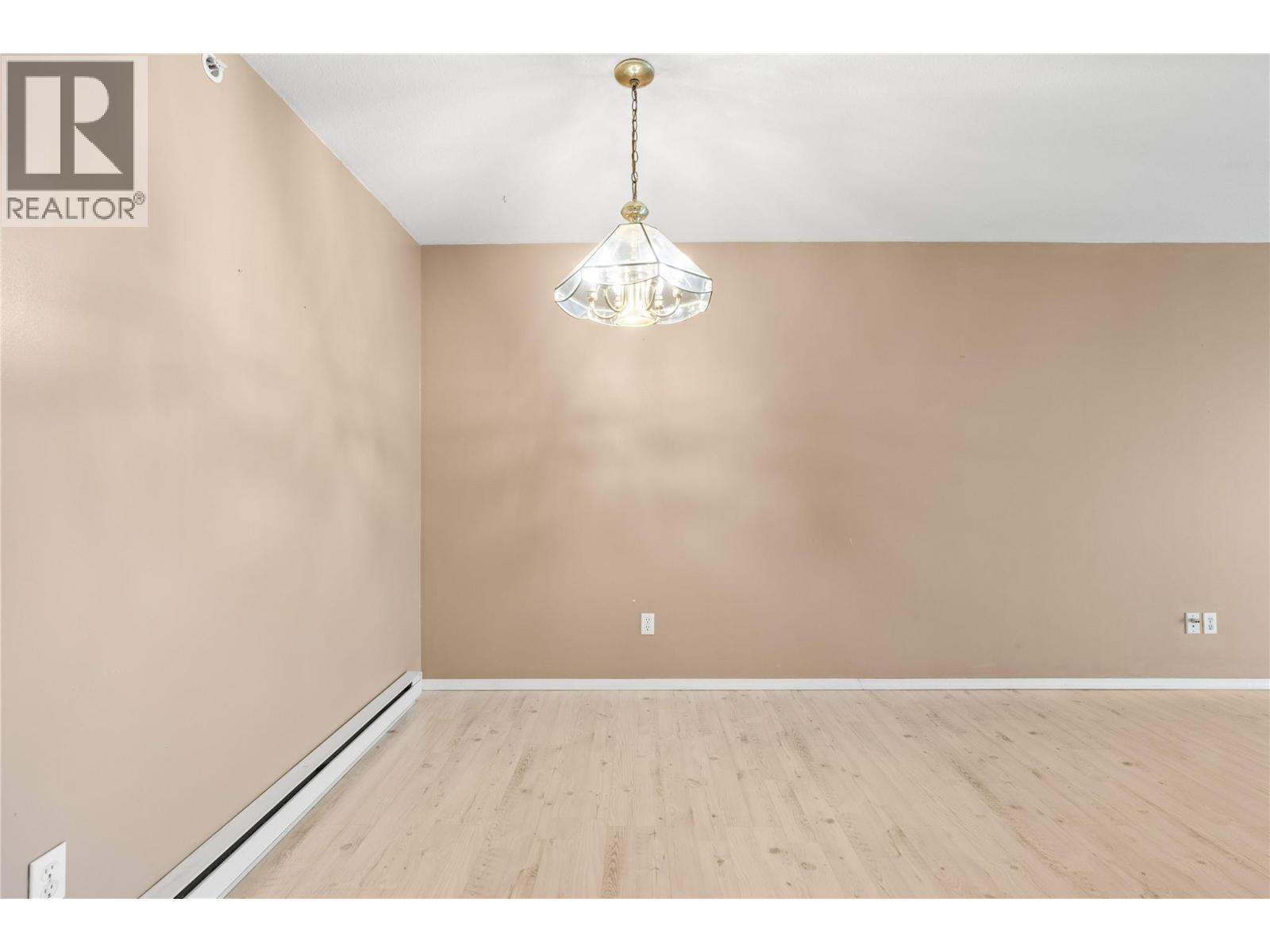 2435 Pleasant Valley Road Unit# 206