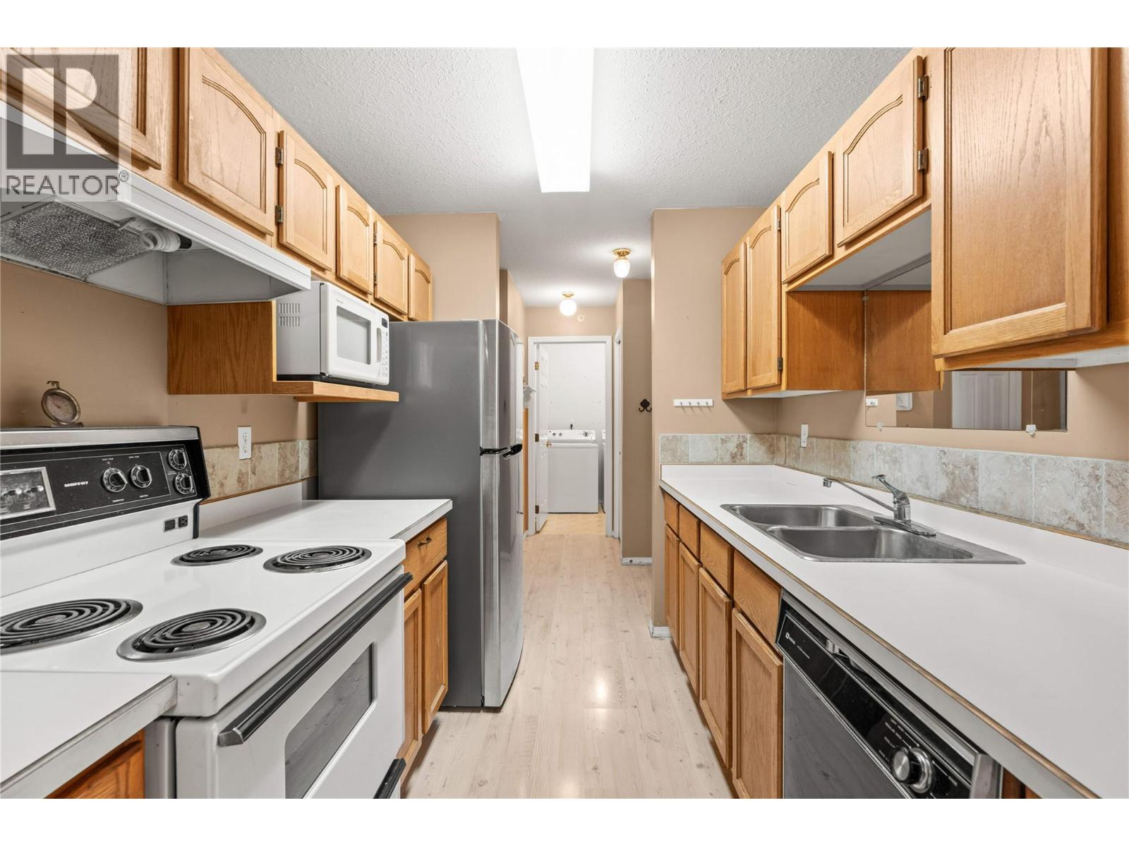 2435 Pleasant Valley Road Unit# 206