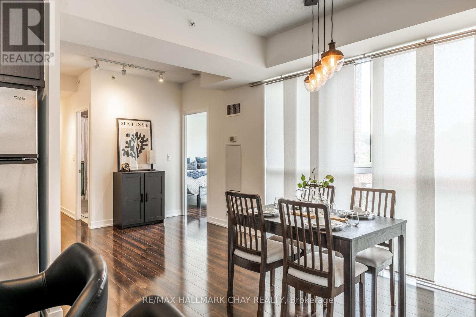 5150 Dundas Street, Toronto, Ontario  M9A 1C3 - Photo 10 - W13857032