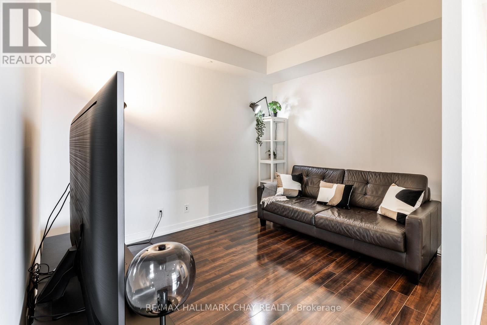 5150 Dundas Street, Toronto, Ontario  M9A 1C3 - Photo 19 - W13857032
