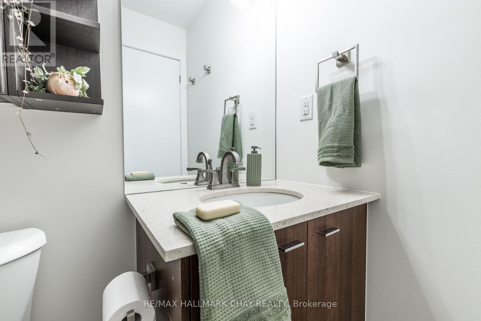 5150 Dundas Street, Toronto, Ontario  M9A 1C3 - Photo 25 - W13857032