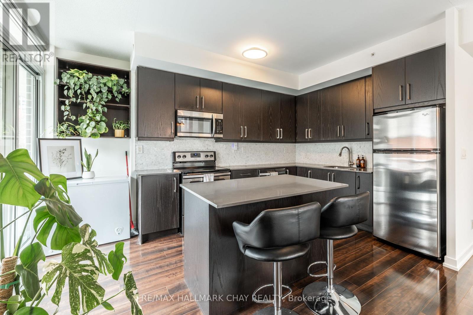 5150 Dundas Street, Toronto, Ontario  M9A 1C3 - Photo 7 - W13857032