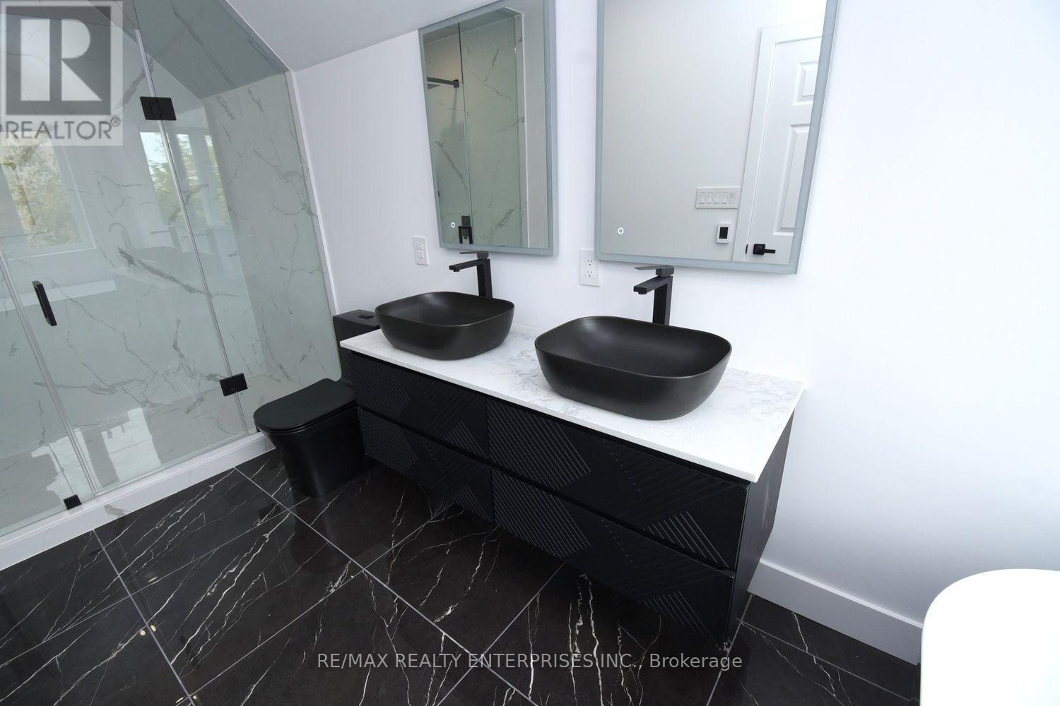 19 Simpson Avenue, Toronto, Ontario  M8Z 1C9 - Photo 23 - W13857108