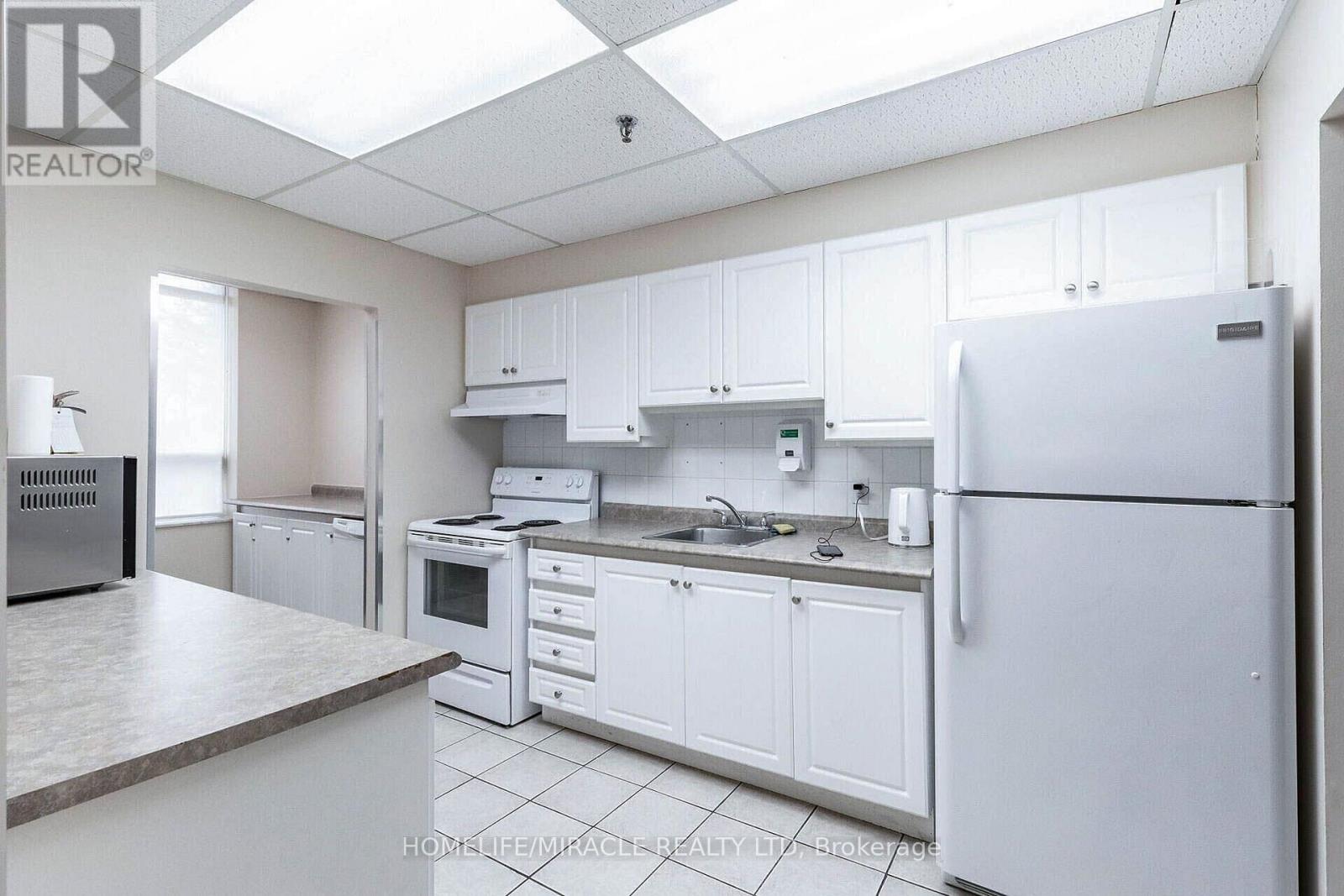 1809 - 30 Malta Avenue, Brampton, Ontario  L6Y 4S5 - Photo 39 - W13857114