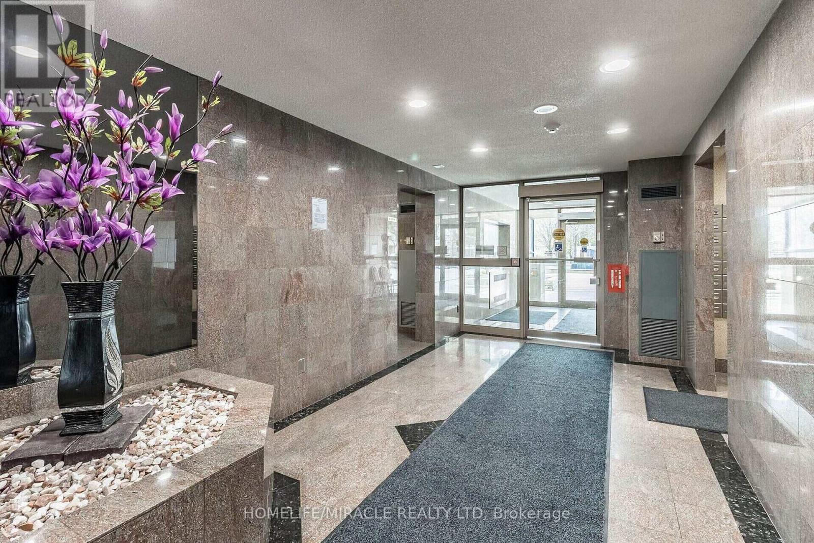1809 - 30 Malta Avenue, Brampton, Ontario  L6Y 4S5 - Photo 4 - W13857114
