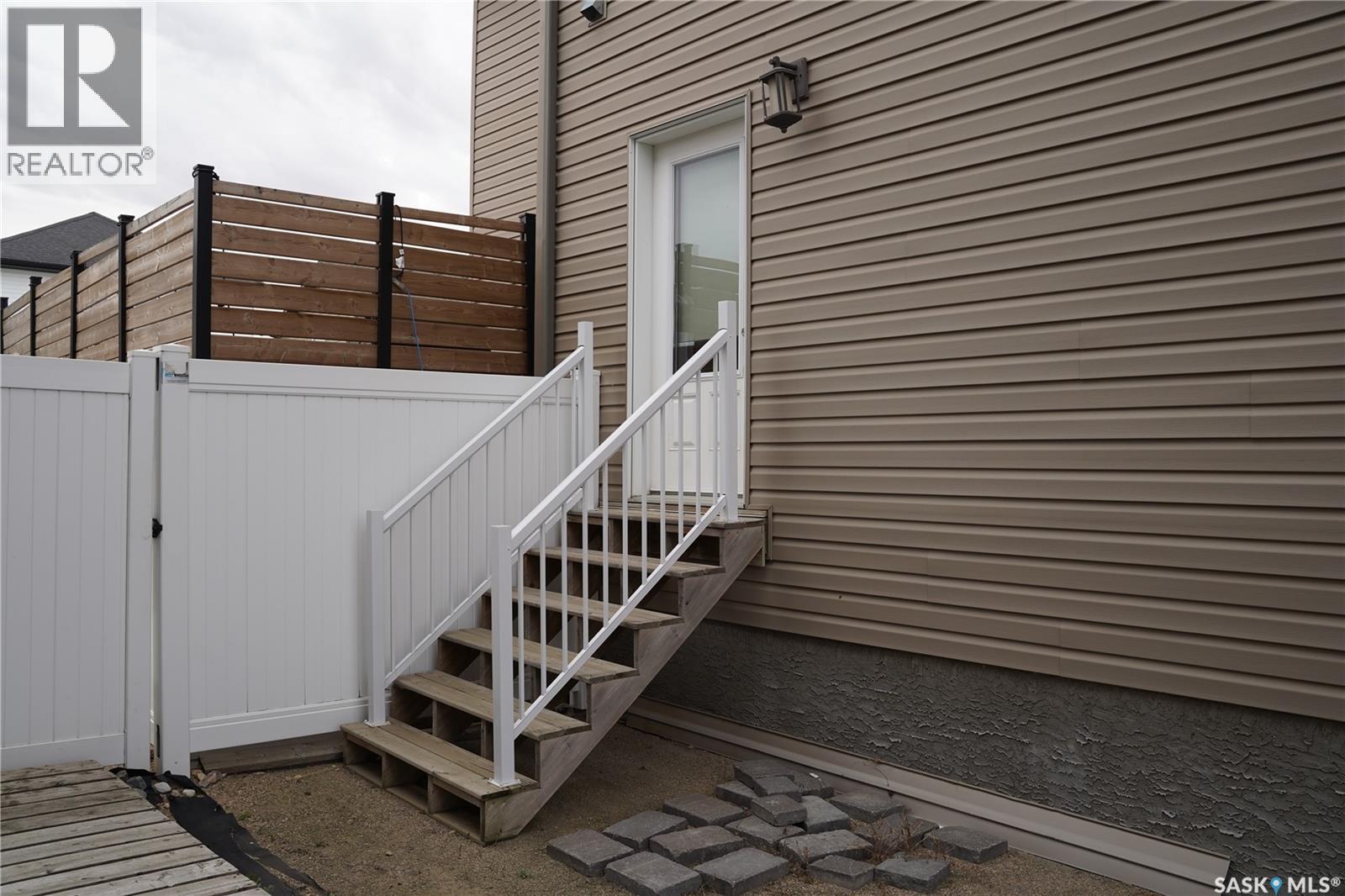 5101 Tutor Way, Regina, Saskatchewan  S4W 0H4 - Photo 2 - SK050260