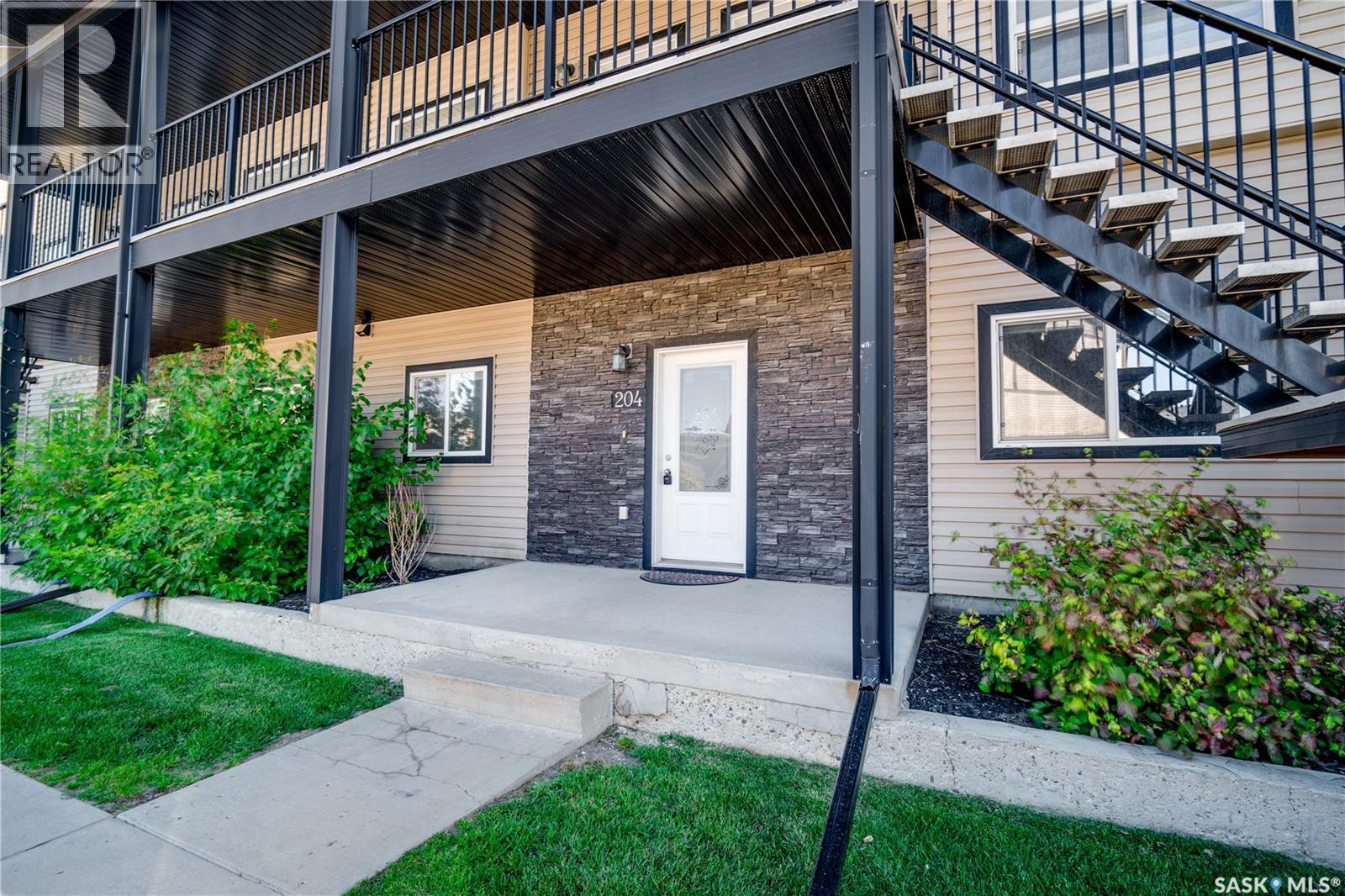 204 3818 Dewdney Avenue E, Regina, Saskatchewan  S4Z 0A6 - Photo 1 - SK050198
