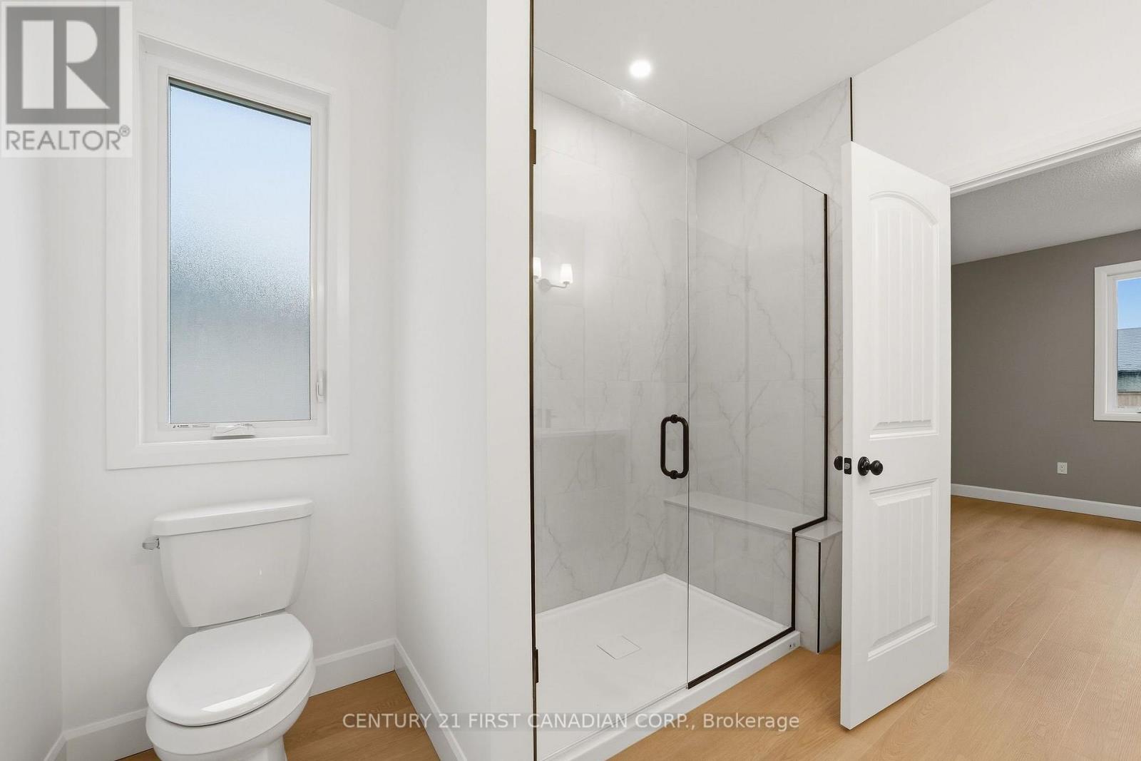 78 Queen Street, North Middlesex, Ontario  N0M 1A0 - Photo 25 - X13857154