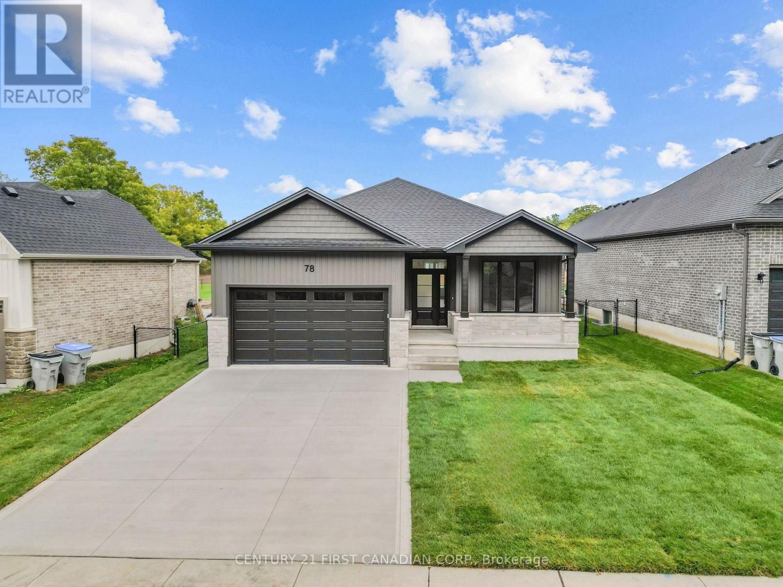 78 Queen Street, North Middlesex, Ontario  N0M 1A0 - Photo 5 - X13857154