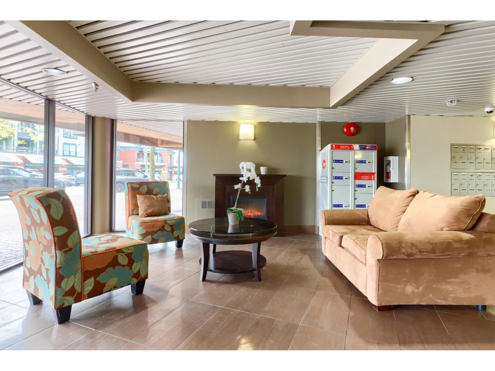 205 15213 Pacific Avenue, White Rock, British Columbia  V4B 1P8 - Photo 3 - R3171940