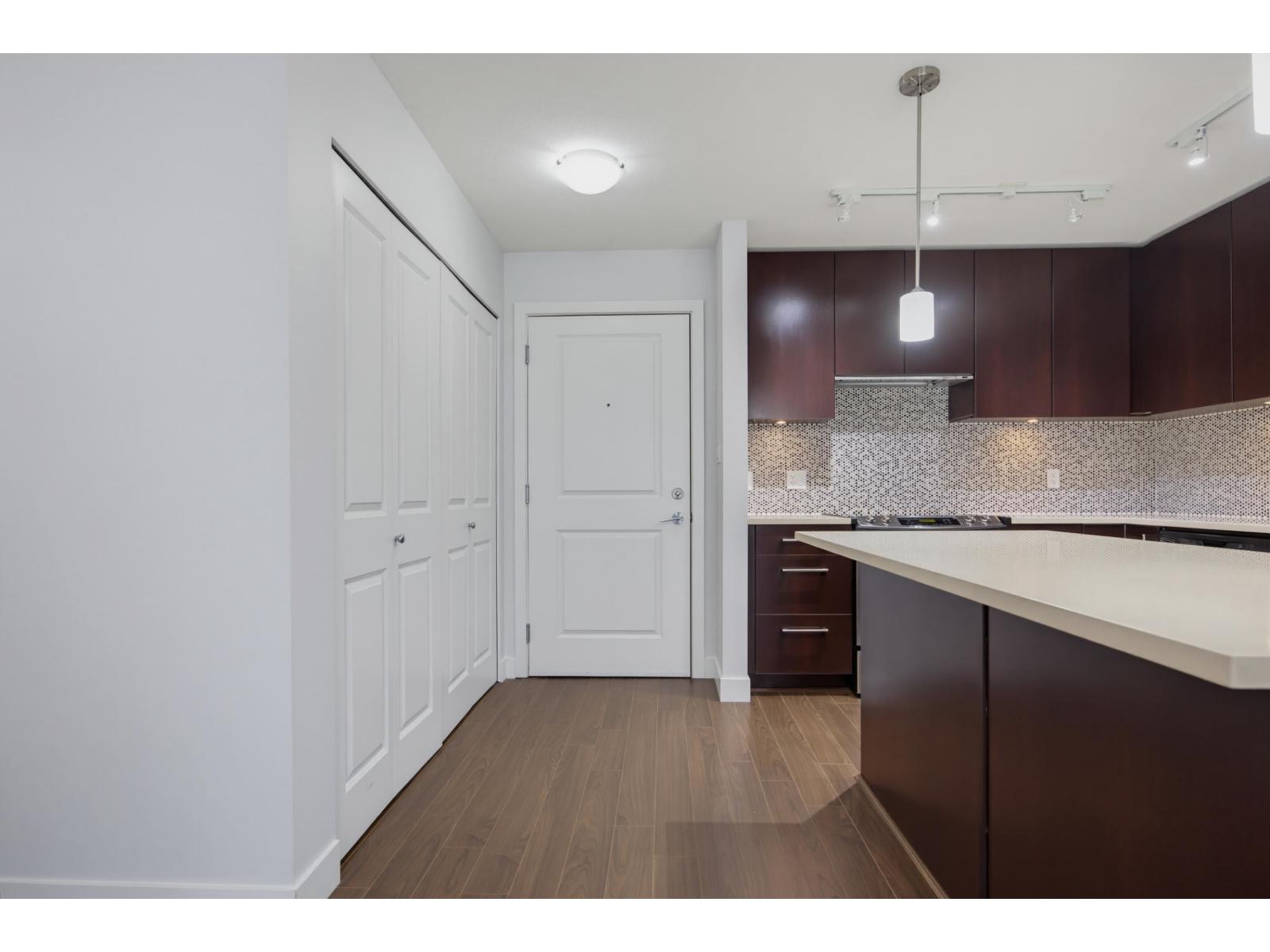 317 15745 Croydon Drive, Surrey, British Columbia  V3S 2L5 - Photo 7 - R3171071