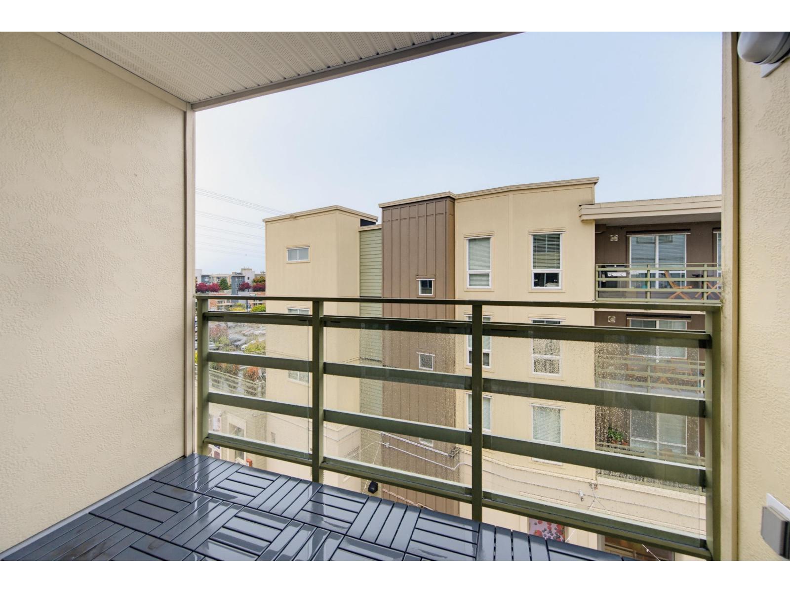 317 15745 Croydon Drive, Surrey, British Columbia  V3S 2L5 - Photo 30 - R3171071