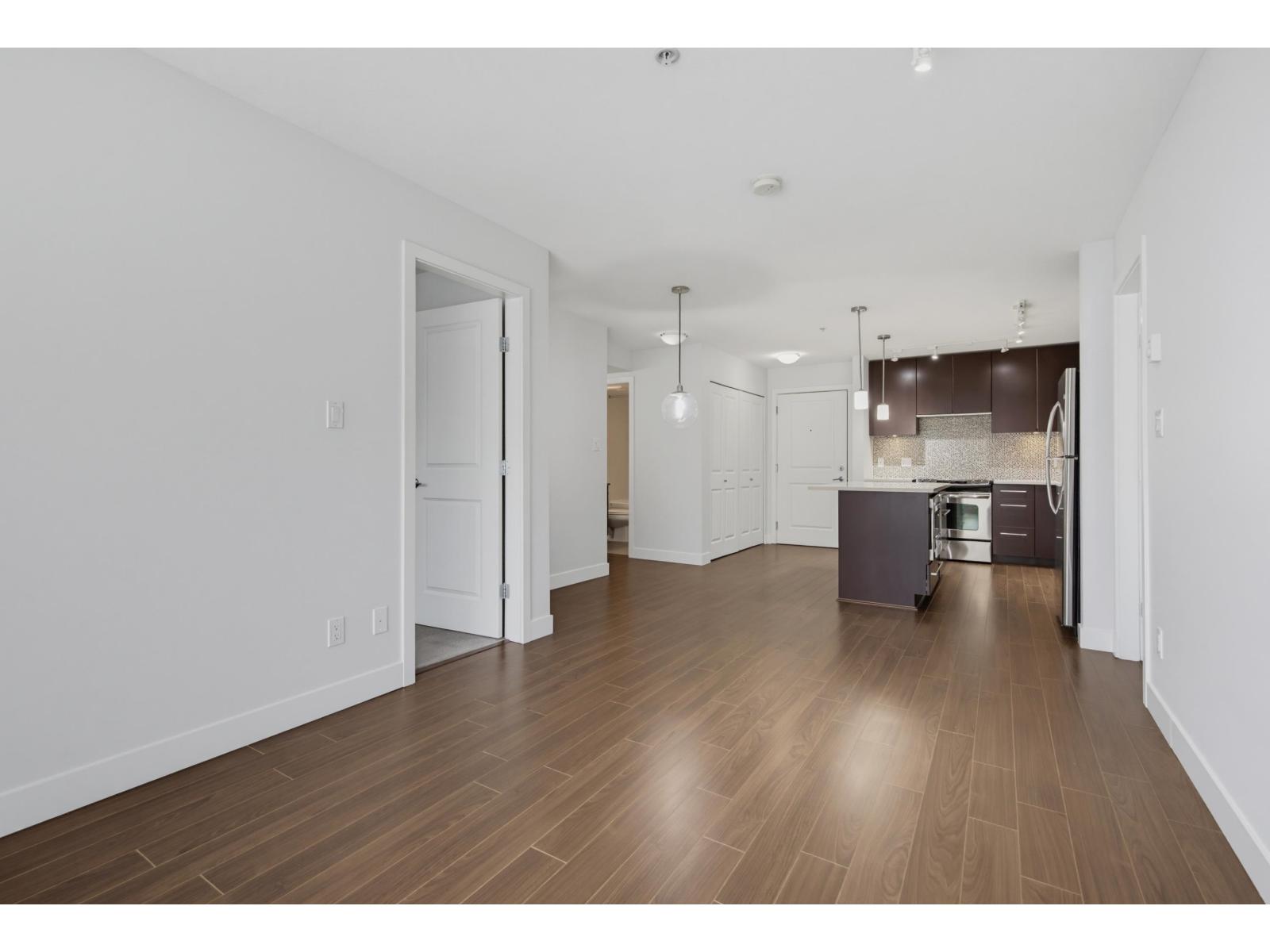 317 15745 Croydon Drive, Surrey, British Columbia  V3S 2L5 - Photo 15 - R3171071
