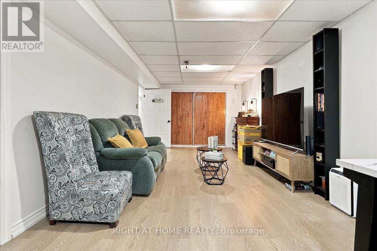 70 Painted Post Drive, Toronto, Ontario  M1H 1T2 - Photo 23 - E13857118