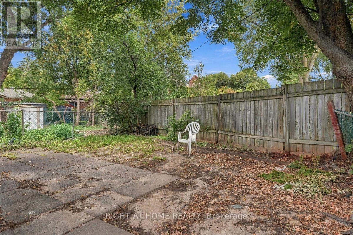 70 Painted Post Drive, Toronto, Ontario  M1H 1T2 - Photo 32 - E13857118