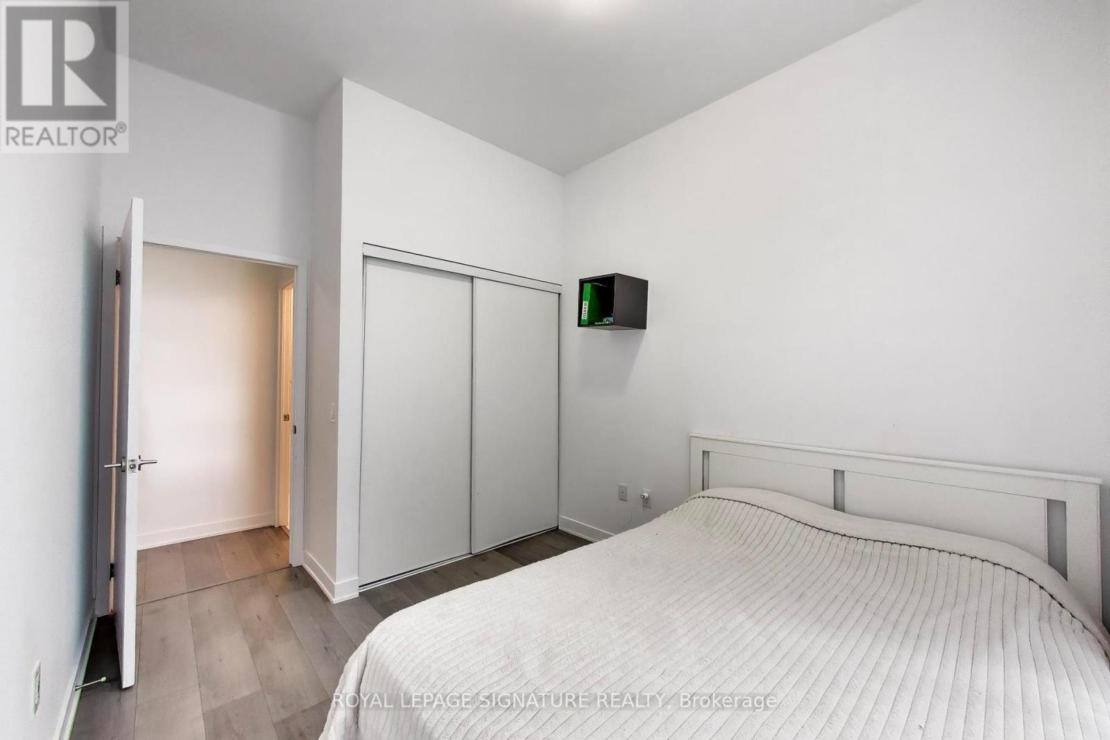 105 - 60 Honeycrisp Crescent, Vaughan, Ontario  L4K 0N5 - Photo 6 - N13857146