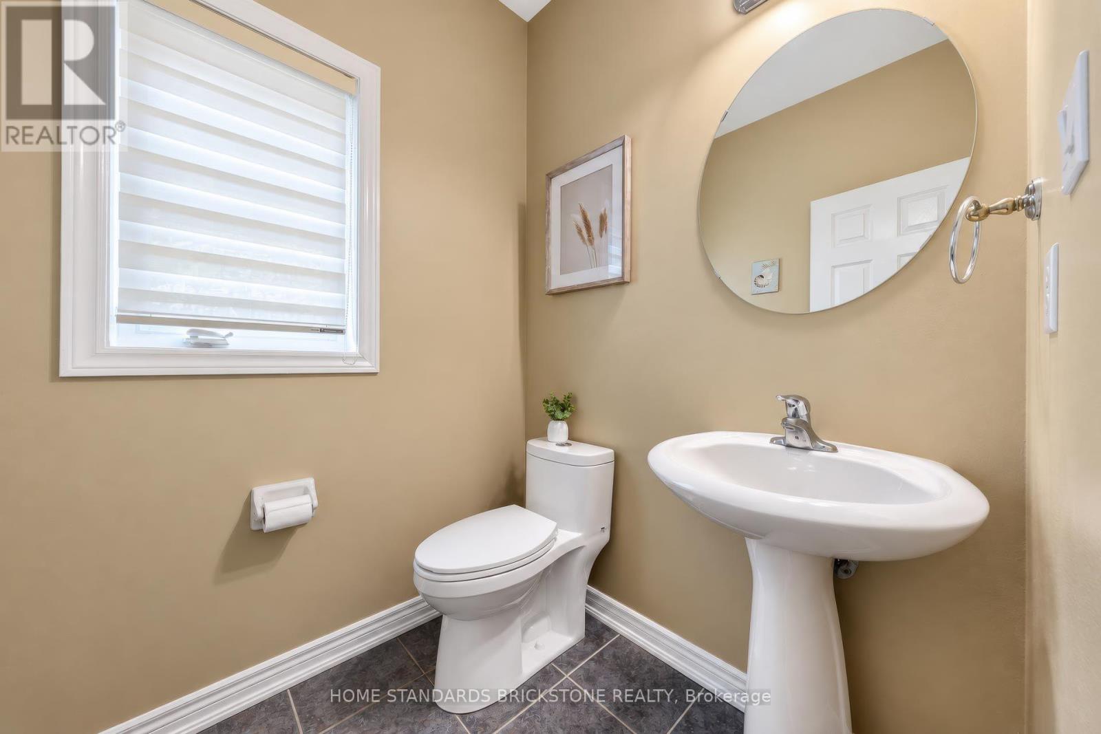 134 Kingshill Road, Richmond Hill, Ontario  L4E 4W9 - Photo 11 - N13857196