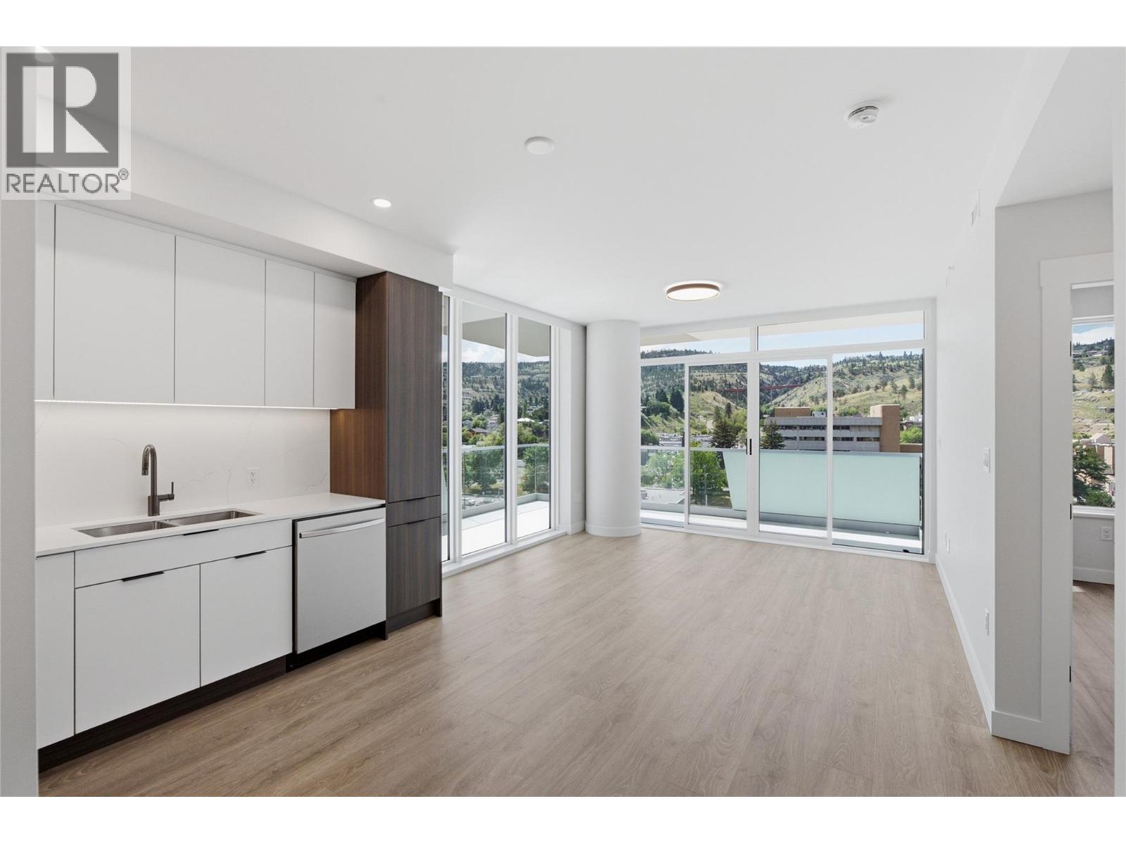 460 NICOLA Street Unit# 504