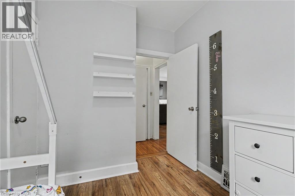 20 East 18th Street, Hamilton, Ontario  L9A 4N7 - Photo 18 - 40868497