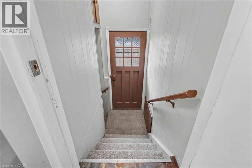 20 East 18th Street, Hamilton, Ontario  L9A 4N7 - Photo 23 - 40868497