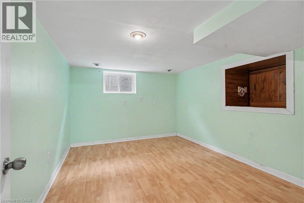 20 East 18th Street, Hamilton, Ontario  L9A 4N7 - Photo 28 - 40868497