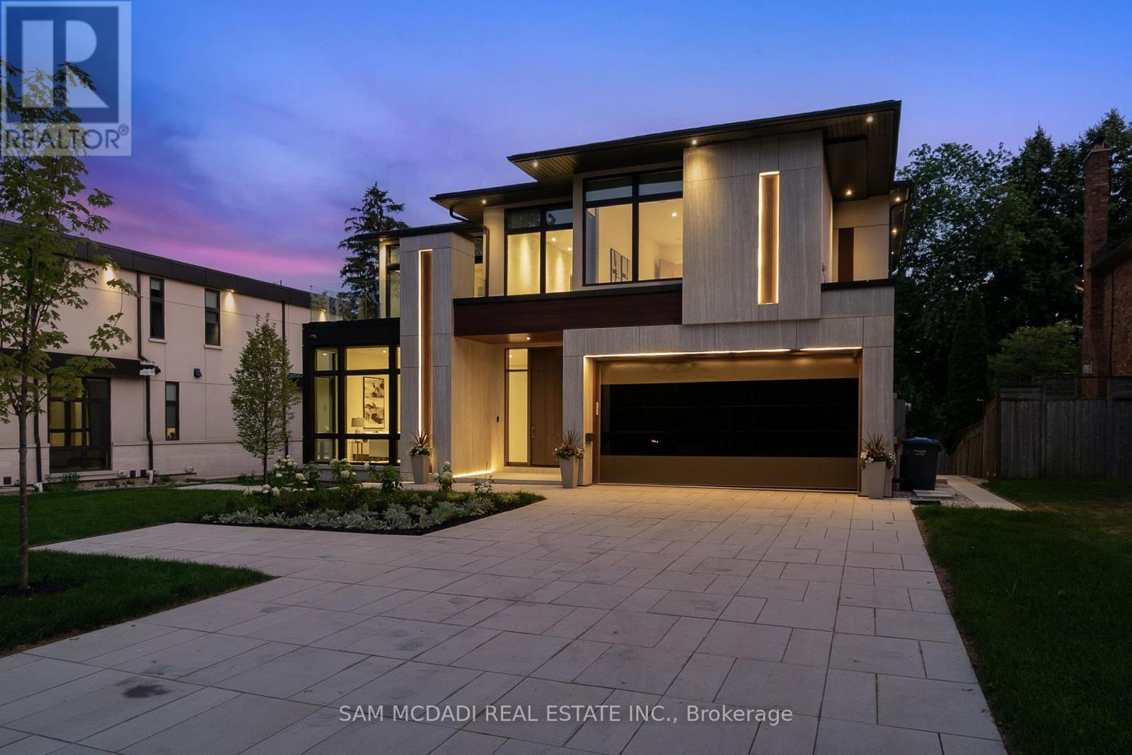 1222 Mississauga Road, Mississauga, Ontario  L5H 2J2 - Photo 2 - W13857188