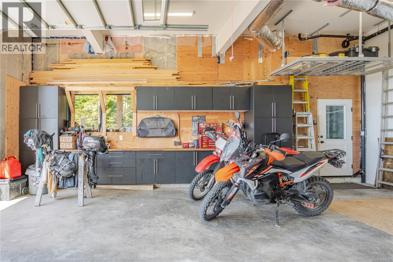 1071 Uplands Close, Ucluelet, British Columbia V0R 3A0 - Photo 31 - 1051312