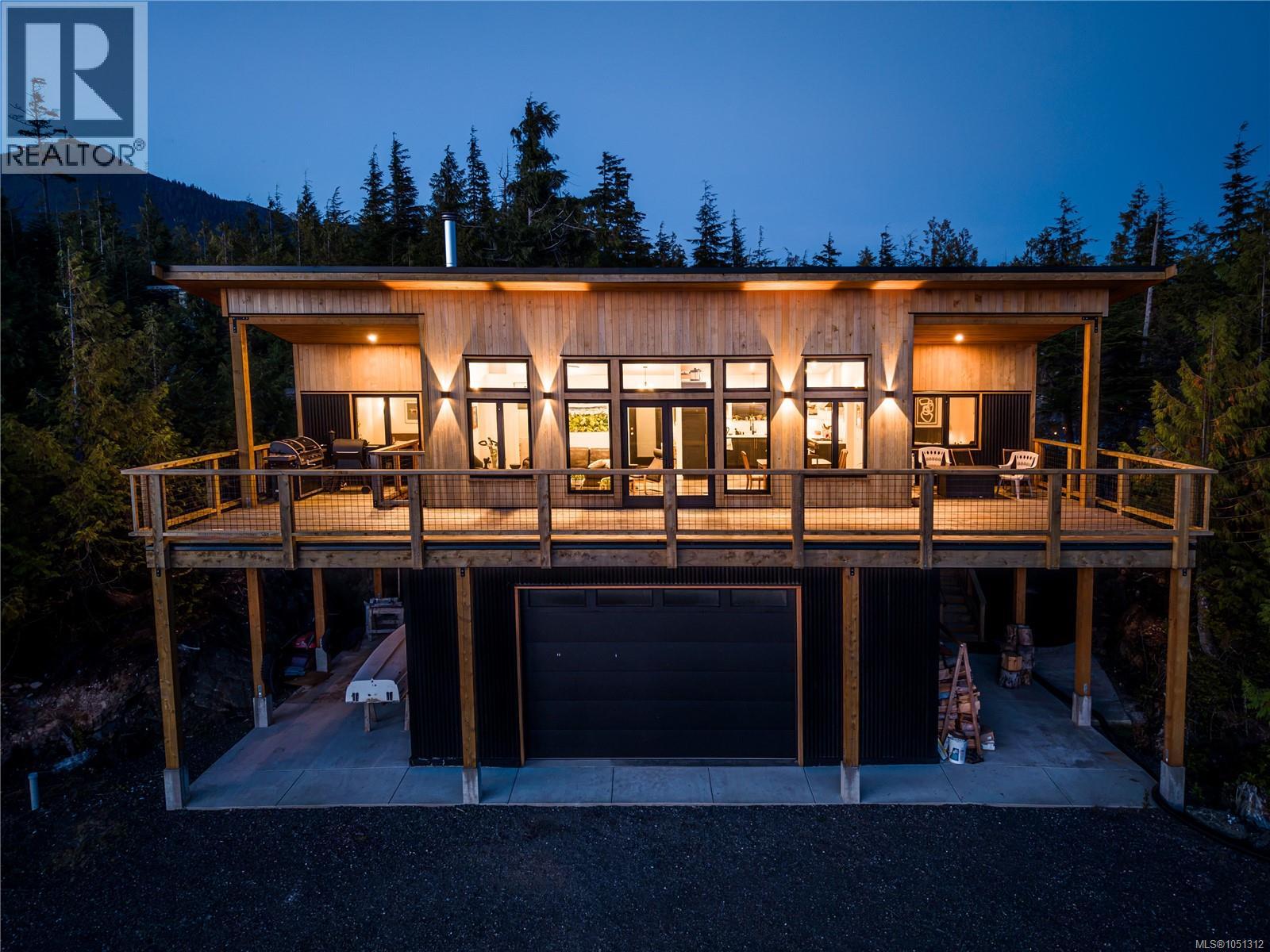 1071 Uplands Close, Ucluelet, British Columbia V0R 3A0 - Photo 36 - 1051312