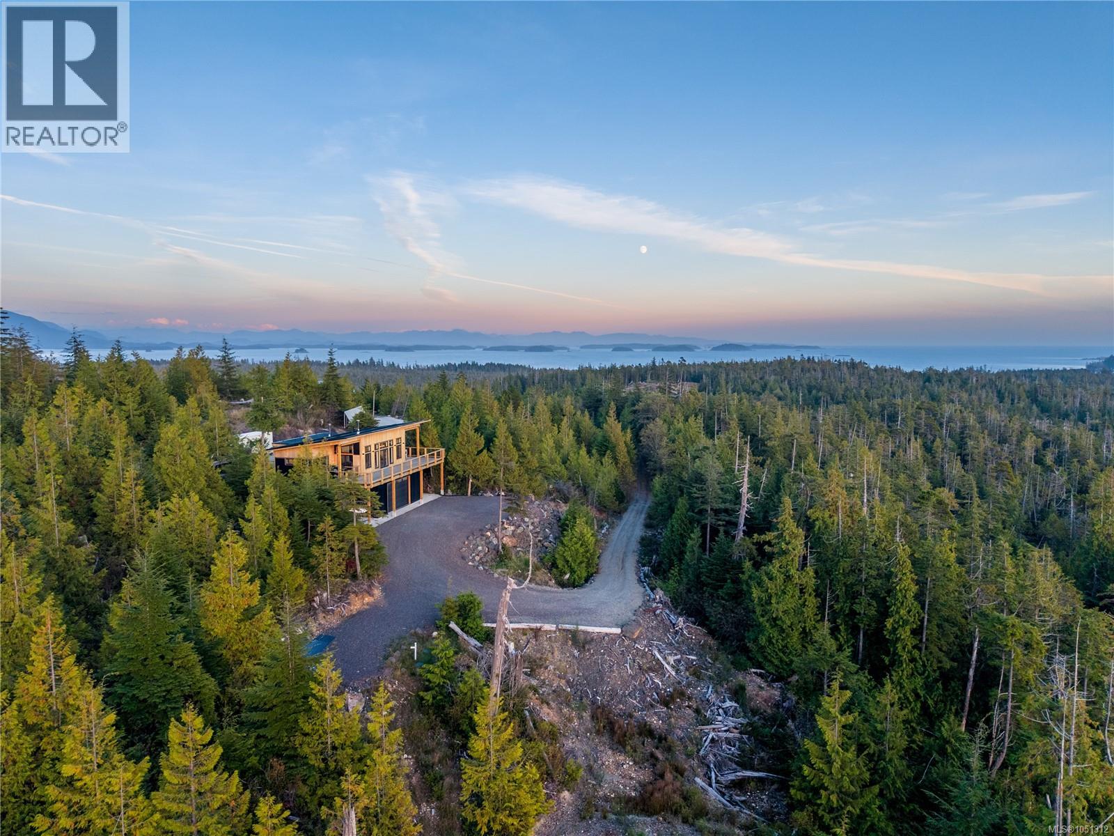 1071 Uplands Close, Ucluelet, British Columbia V0R 3A0 - Photo 41 - 1051312