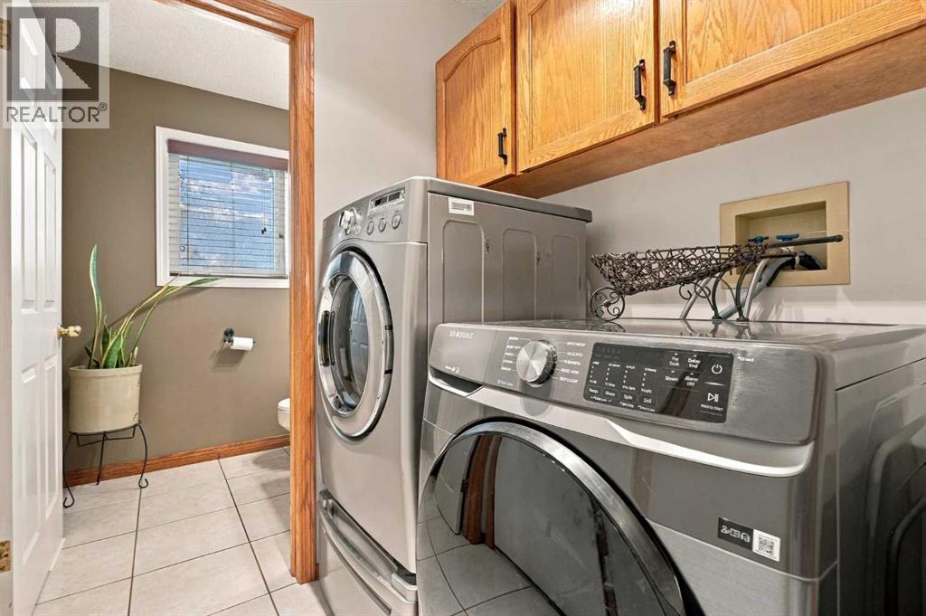 21 Mt Robson Close SE, Calgary, Alberta  T2Z 2B8 - Photo 20 - A2349441