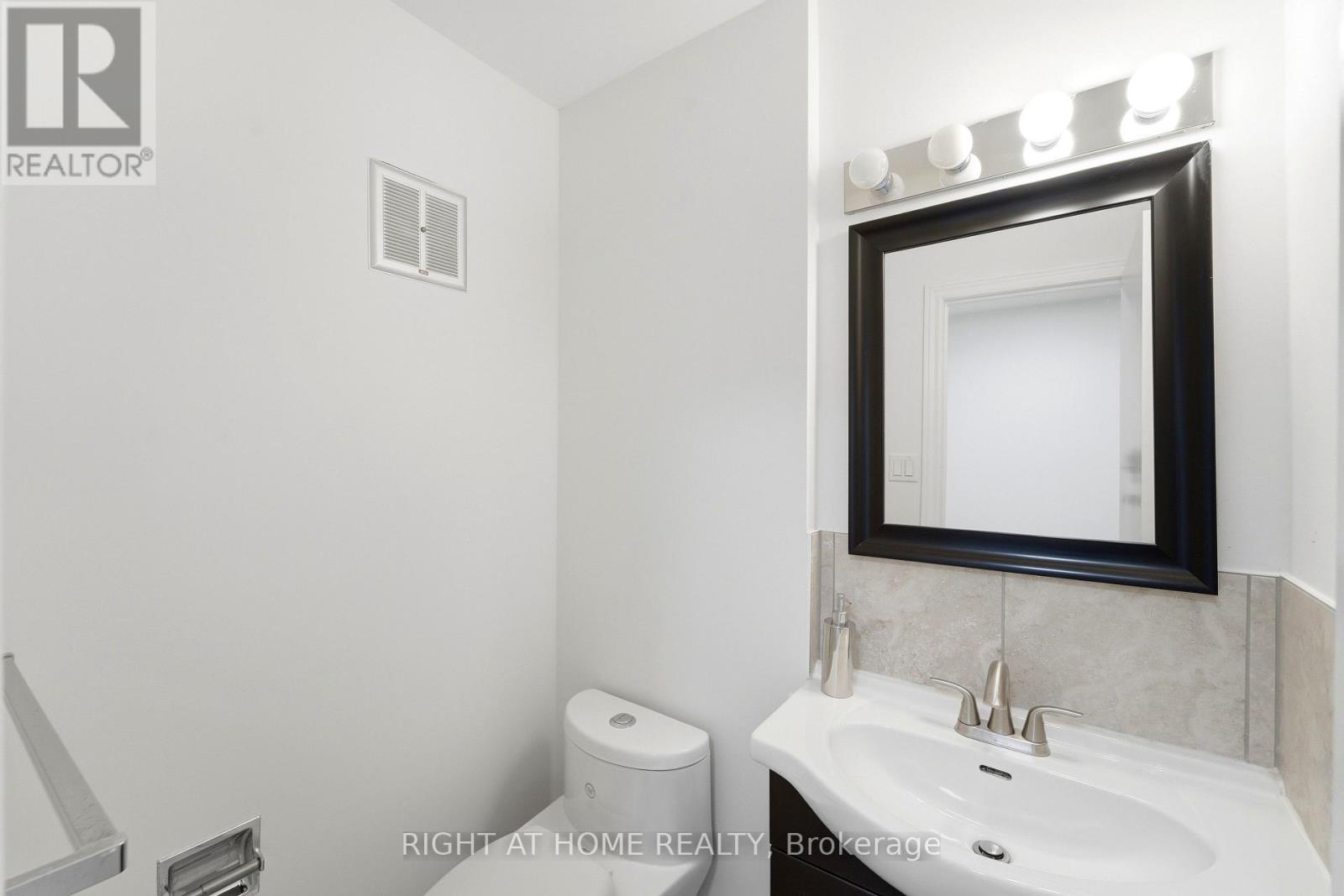 92 - 92 St Andrews Drive, Hamilton, Ontario  L8K 6H4 - Photo 4 - X13857162
