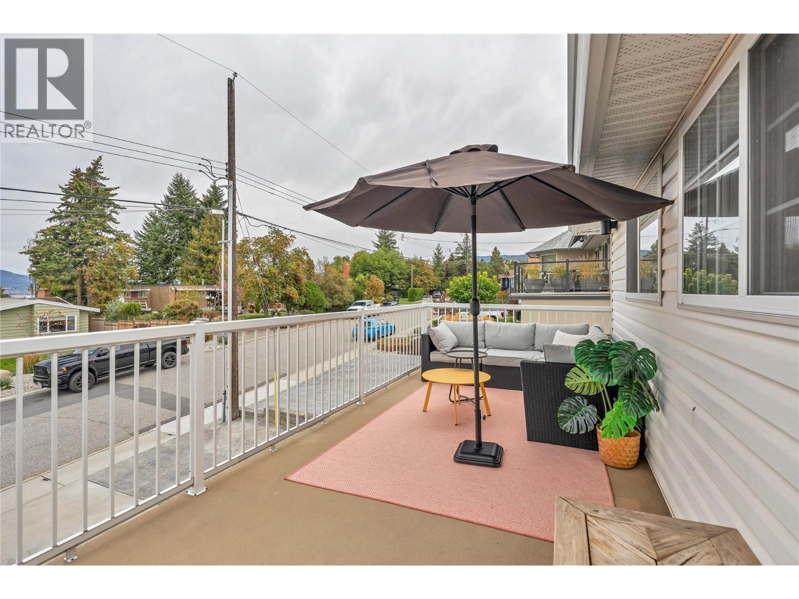 114 VANCOUVER Place