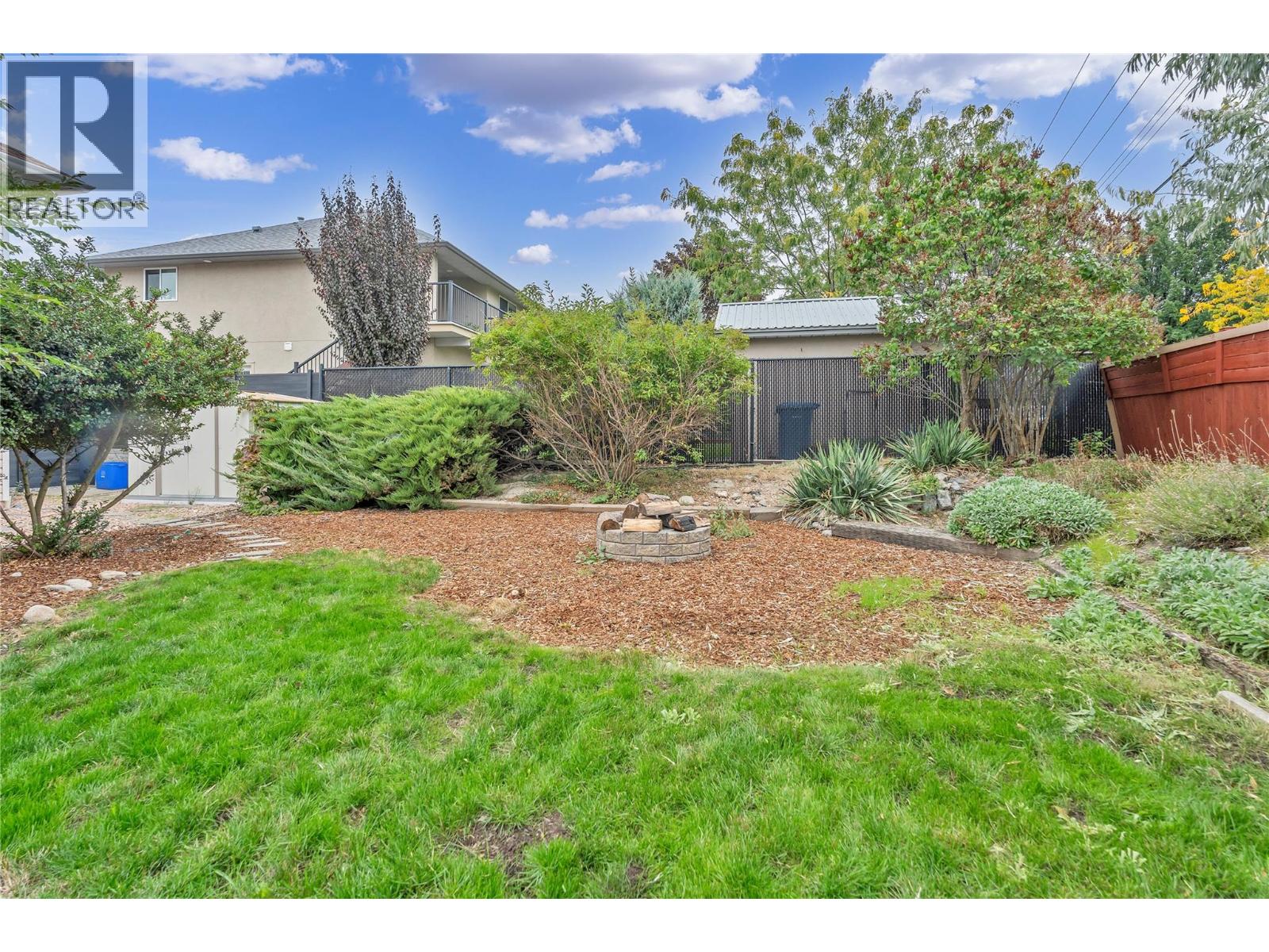 114 VANCOUVER Place