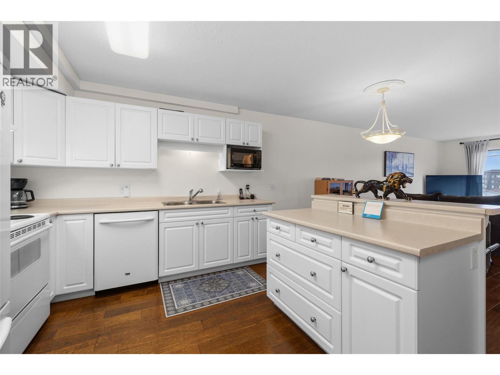 250 Dougall Road N Unit# 208