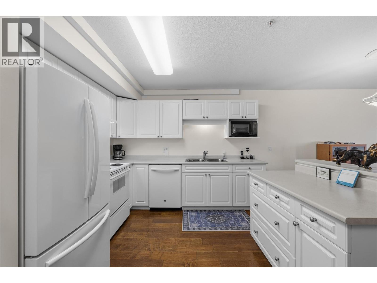 250 Dougall Road N Unit# 208