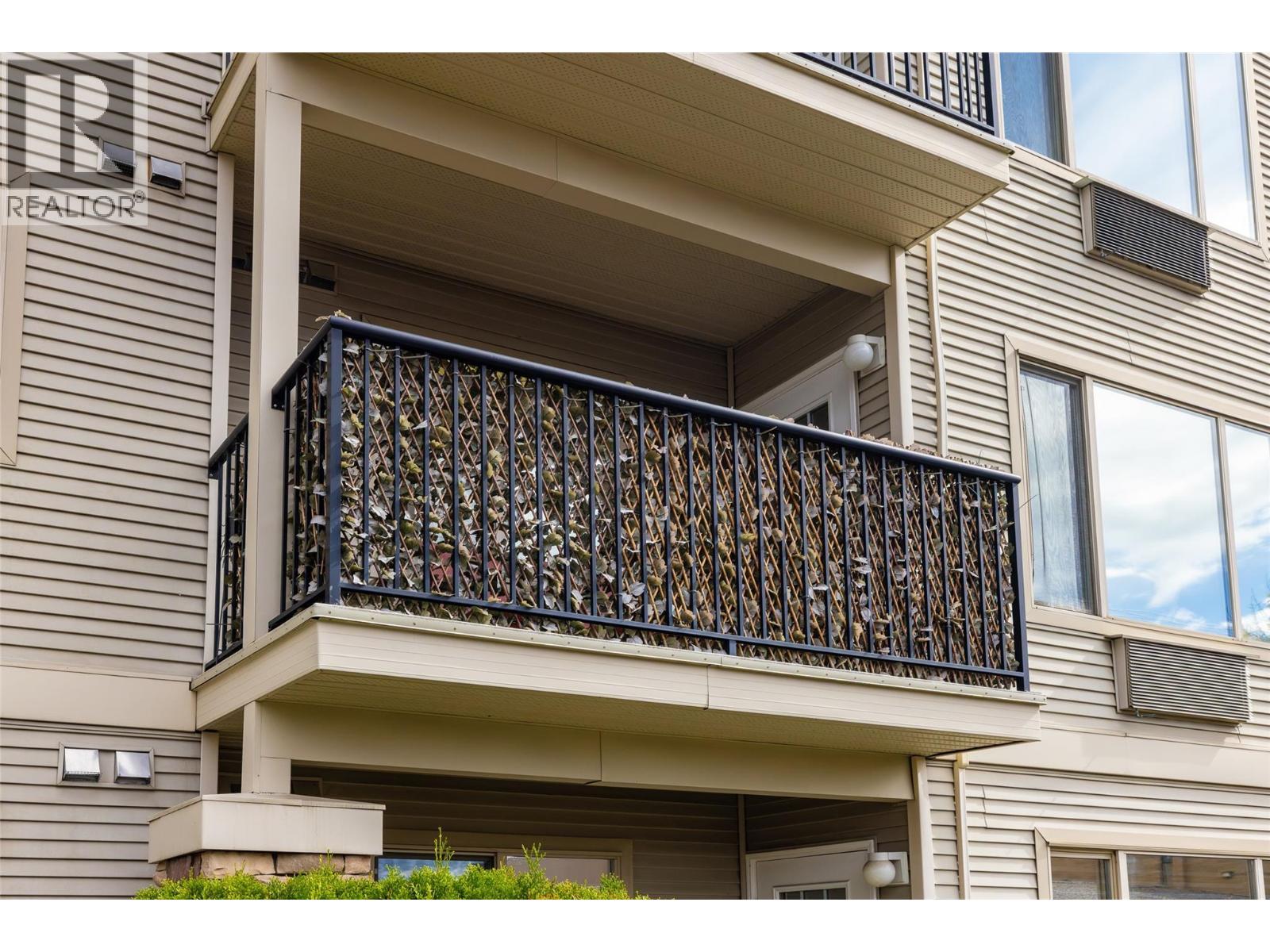 250 Dougall Road N Unit# 208