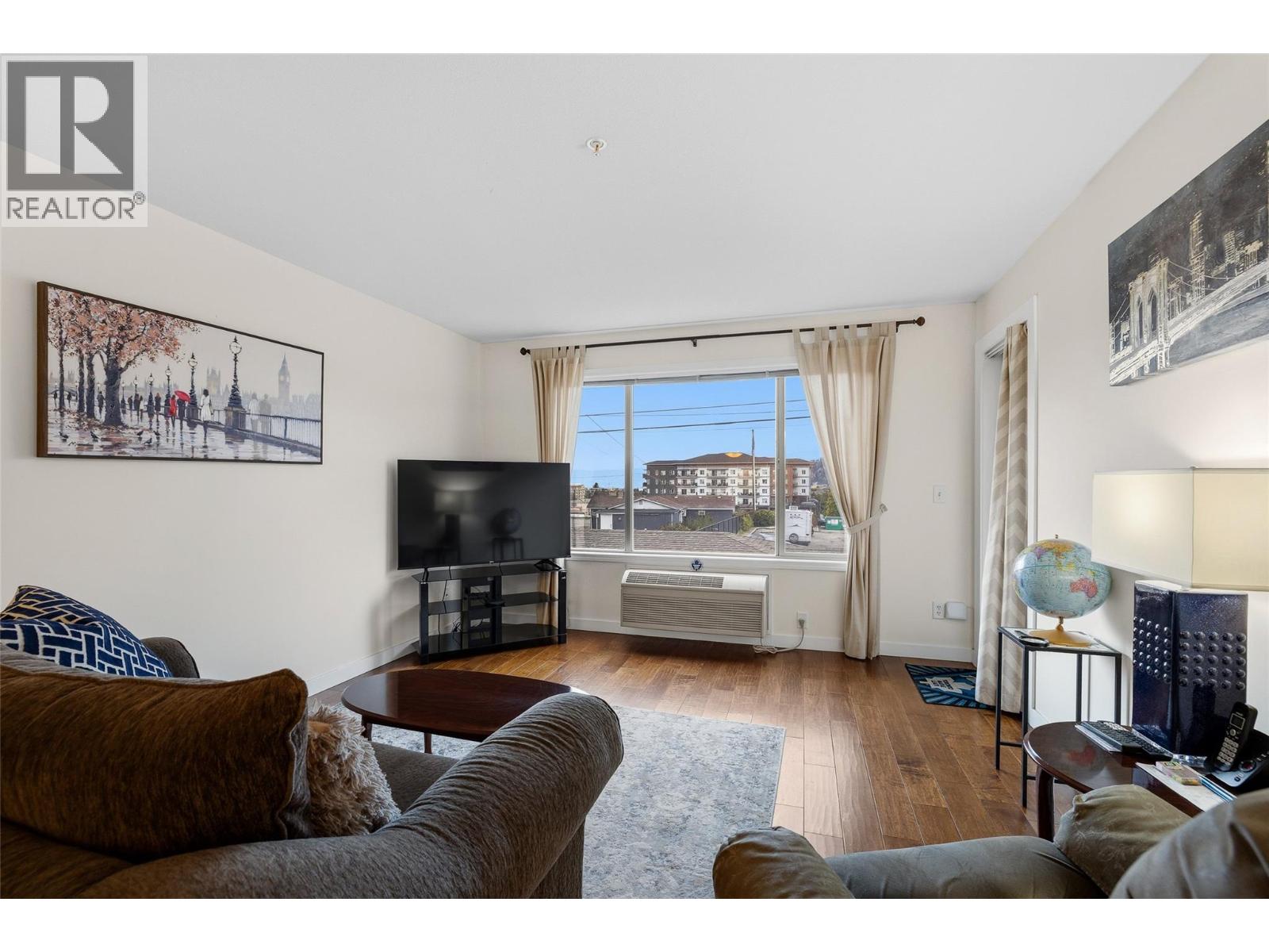 250 Dougall Road N Unit# 208