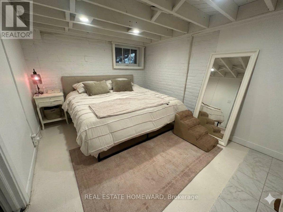 250 Rushton Road, Toronto, Ontario  M6G 3J5 - Photo 26 - C13855776