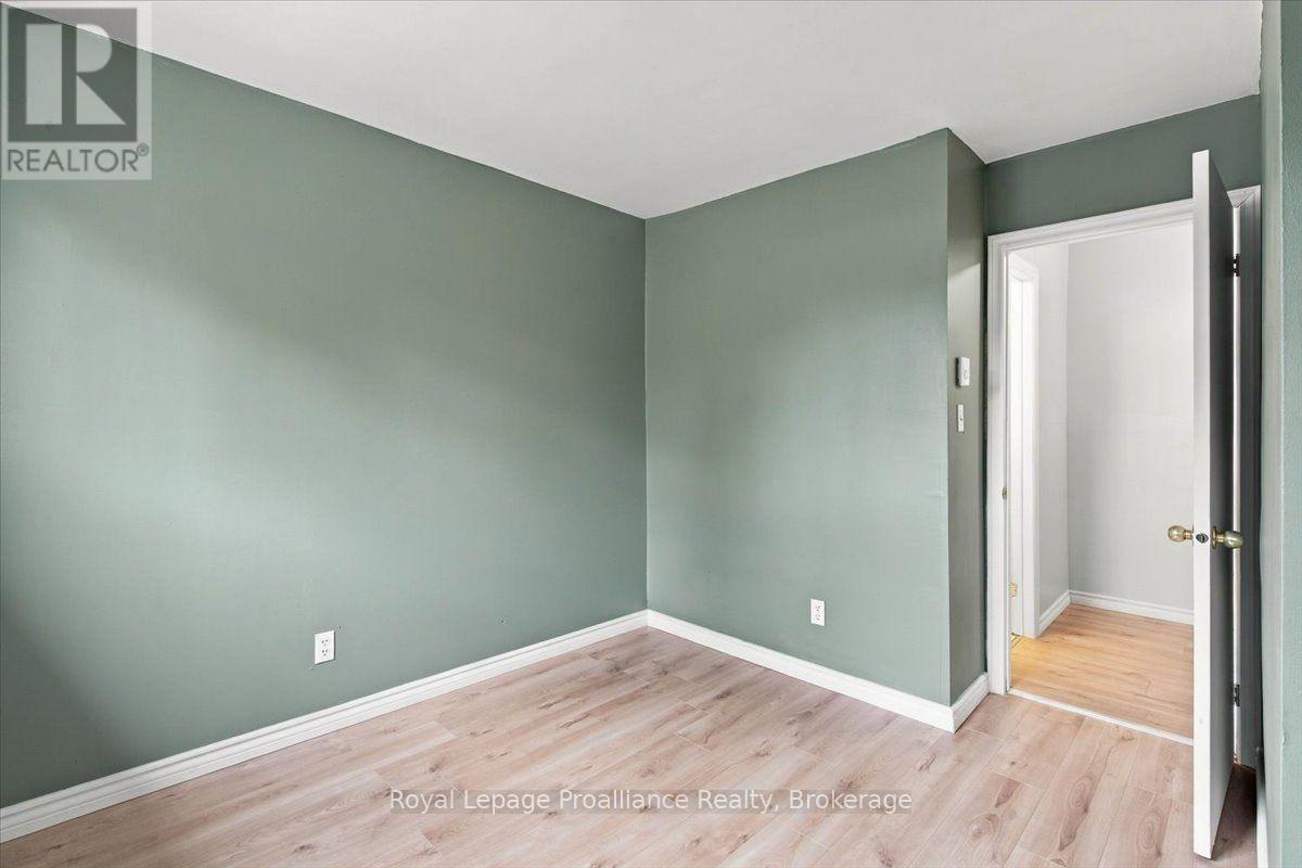 3 - 11 Tracey Park Drive, Belleville (Belleville Ward), Ontario  K8P 4R4 - Photo 20 - X13857198